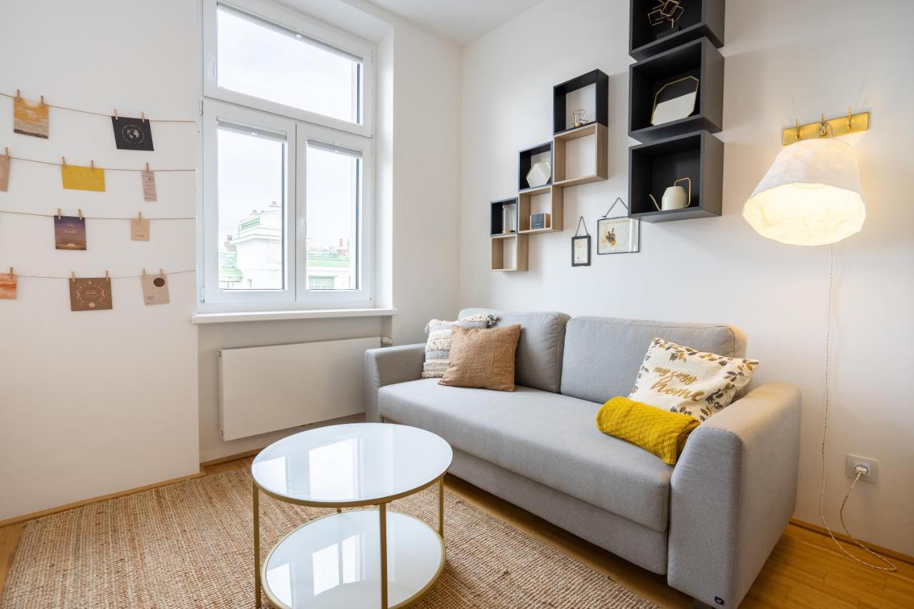 Central Vienna Studio La Dolce Vita Buitenkant foto